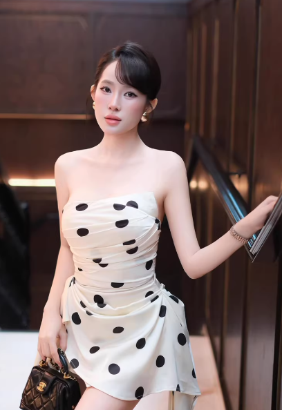 White Women's Dress S534