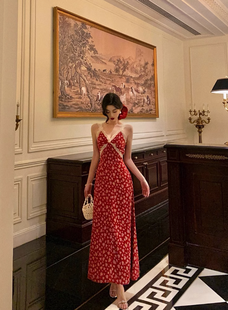 Cute A line V Neckline Red Floral Sleeveless 18th Birthday Dress Party Gown Birthday Outfits For Women DP0207