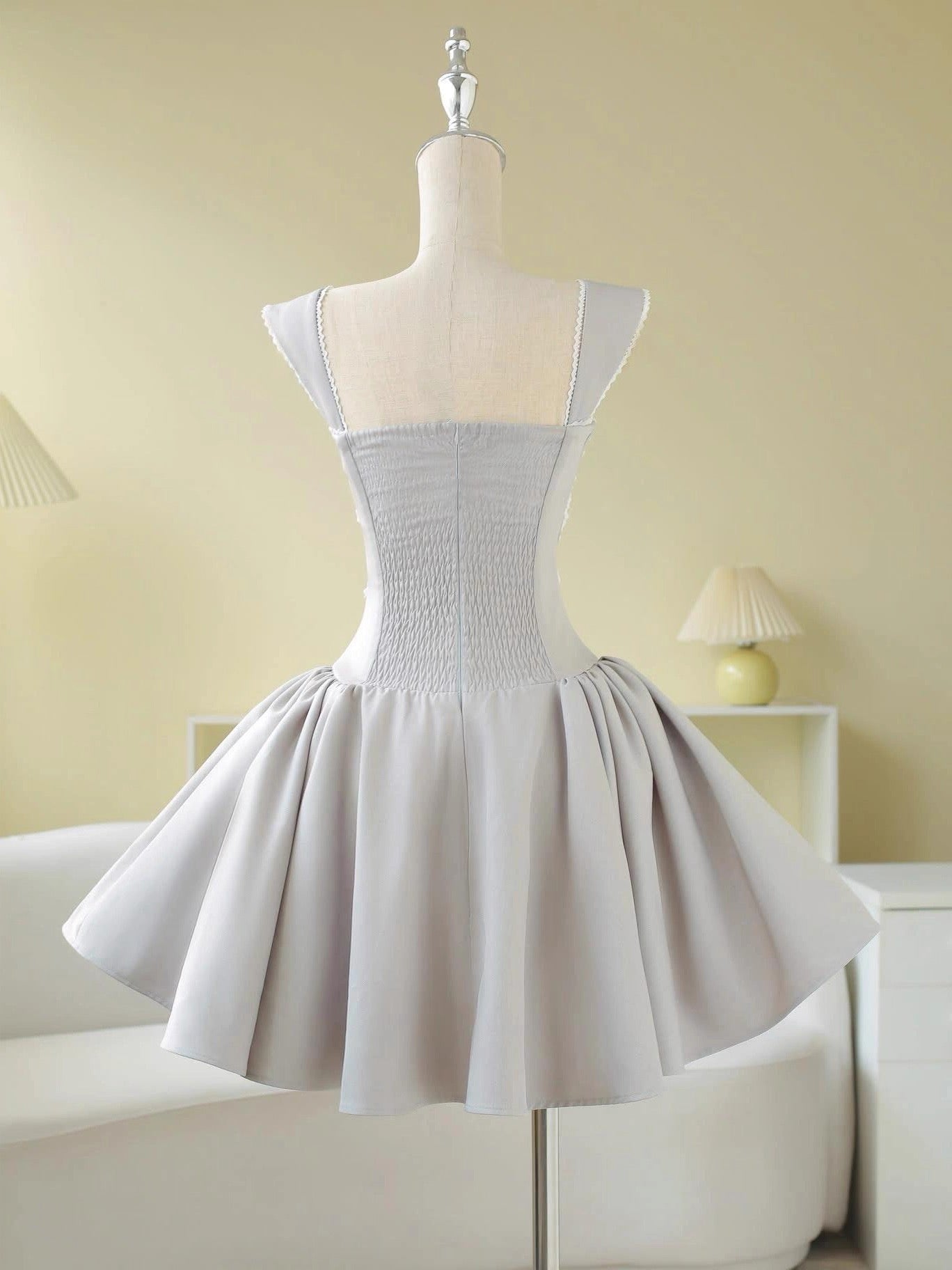 Simple Ball Gown Sweetheart Silver Short Satin Formal Homecoming Dresses Party Graduation Dress Hoco Dresses DH2779