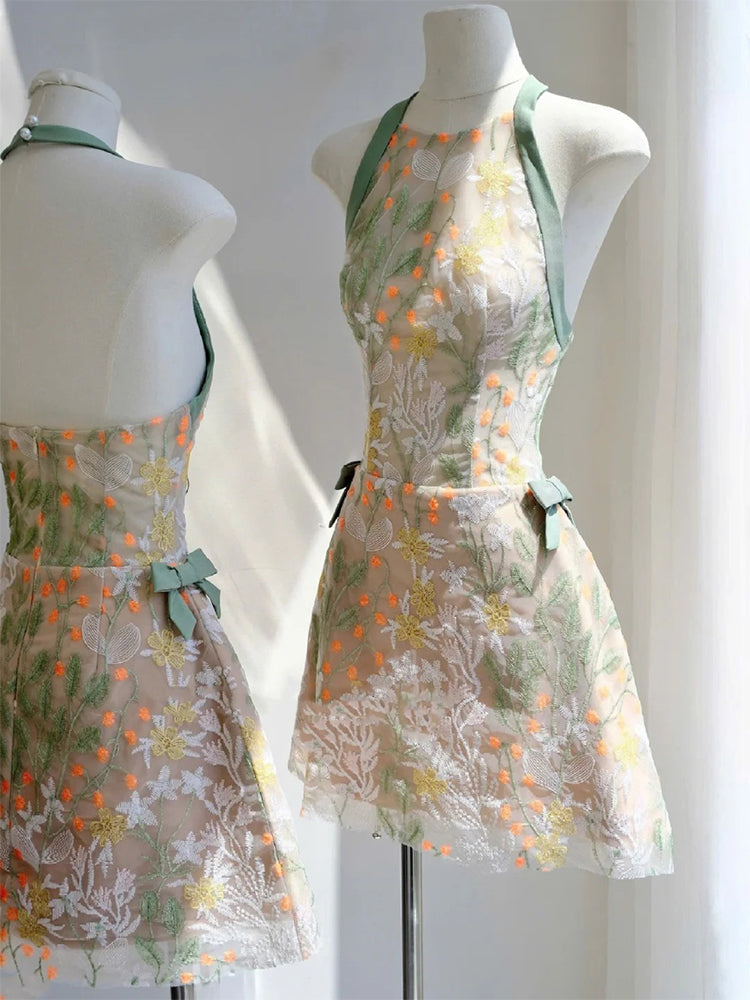 Pretty A Line Halter Green Lace Short Mini Formal 8th Grade Homecoming Dresses Summer Middle School Hoco Dress Homecoming Outfits DH1004