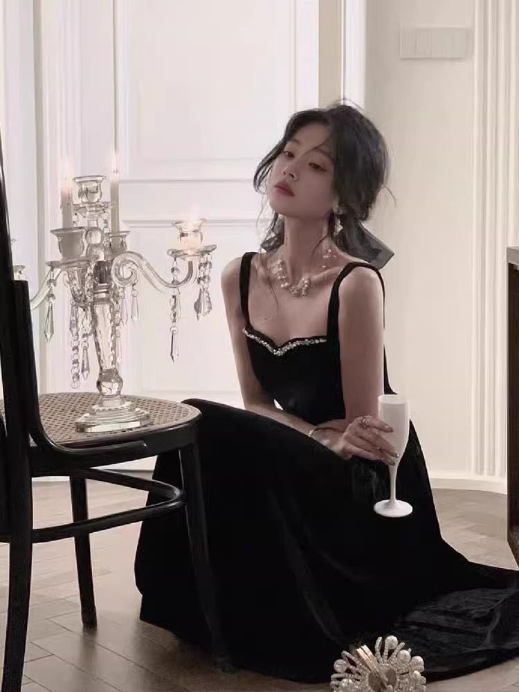 Elegant A Line Spaghetti Straps Black Velvet Prom Dresses Party Dress Summer 22th Birthday Outfits 18th Birthday Dresses DH1047