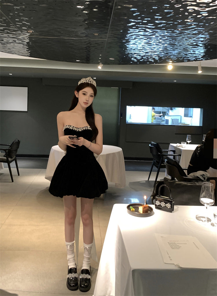 Robe de bal courte en velours noir, décolleté en cœur, tenue de soirée formelle pour la 8e année, tenue d'été Hoco pour le collège, DH1056