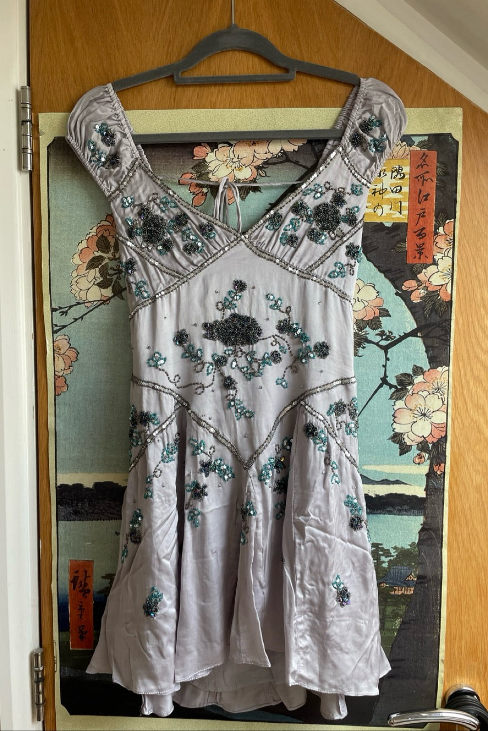 Vintage A line V Neck Light Gray Chiffon Formal 8th Grade Homecoming Dress Summer Middle School Hoco Dresses Birthday Outfits W1154