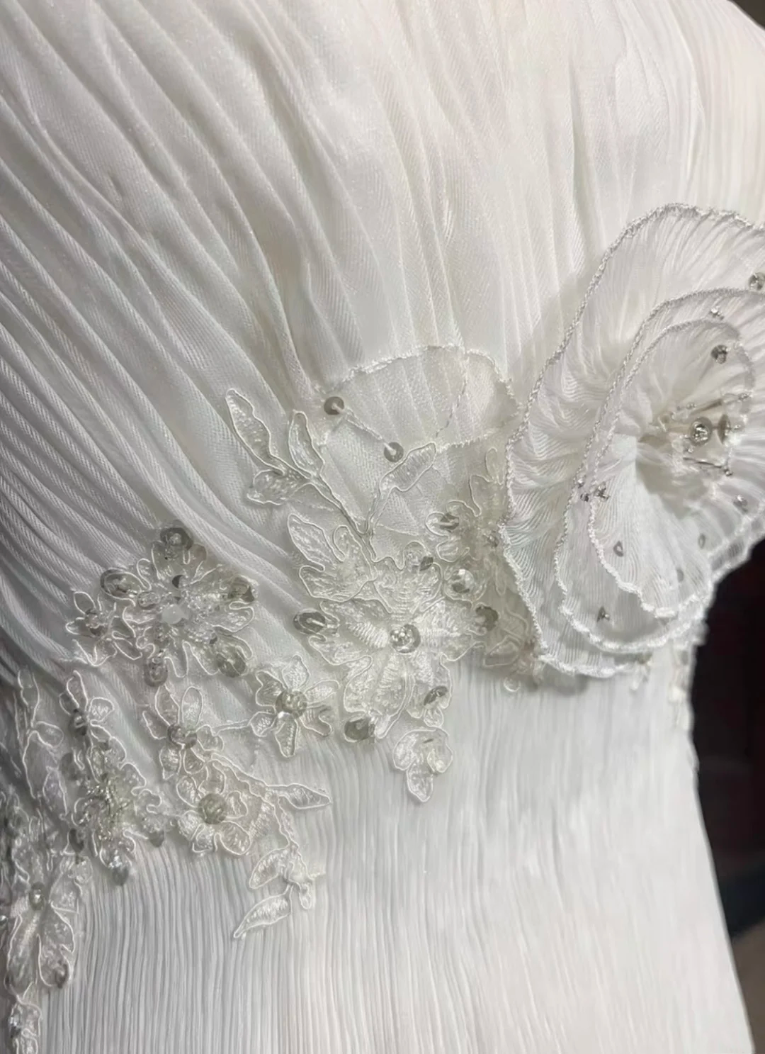 Unique Bridal Gown A Line Spaghetti Straps Lace Tulle Sleeveless White 50s Wedding Dresses Modest Bridal Gowns DH1116