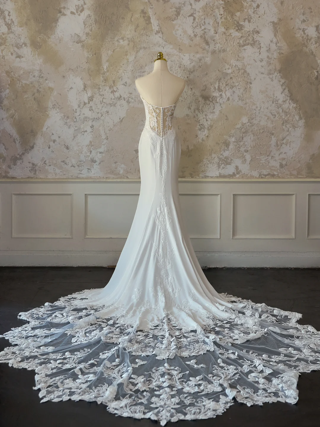 Modest Bridal Gown Mermaid Sweetheart Sleeveless Satin Long White Lace Wedding Dresses Elegant Bridal Gowns DH1131
