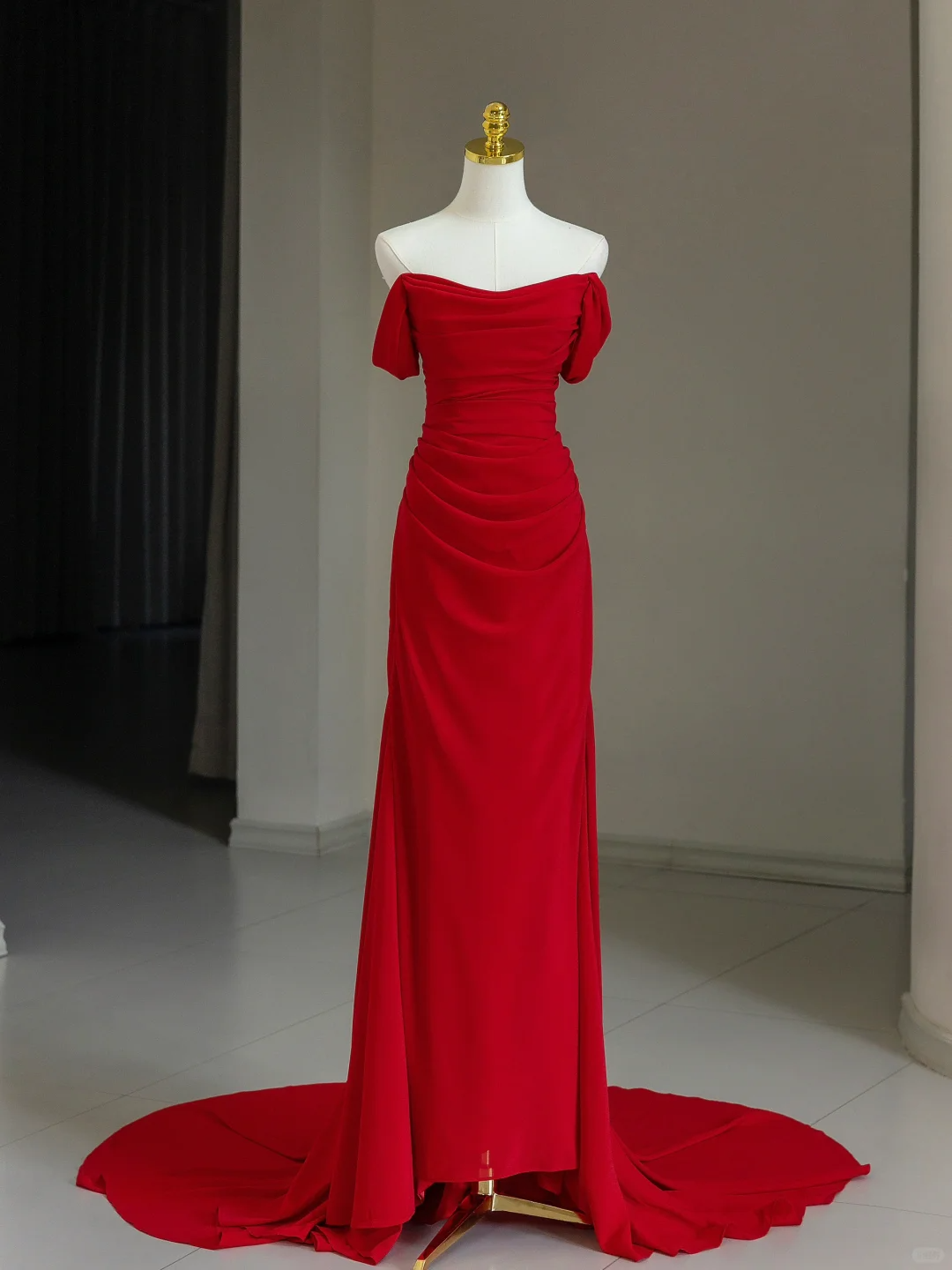Robe de mariée modeste, fourreau, épaules dénudées, manches courtes, en tulle, élégante, DH1127
