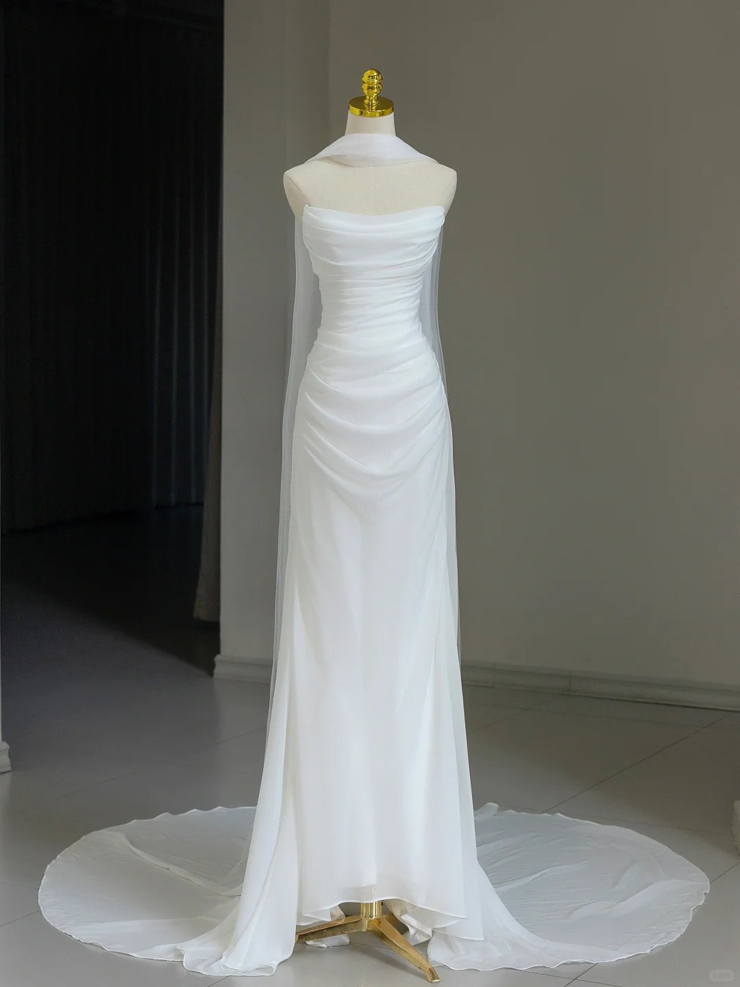 Robe de mariée modeste, fourreau, épaules dénudées, manches courtes, en tulle, élégante, DH1127