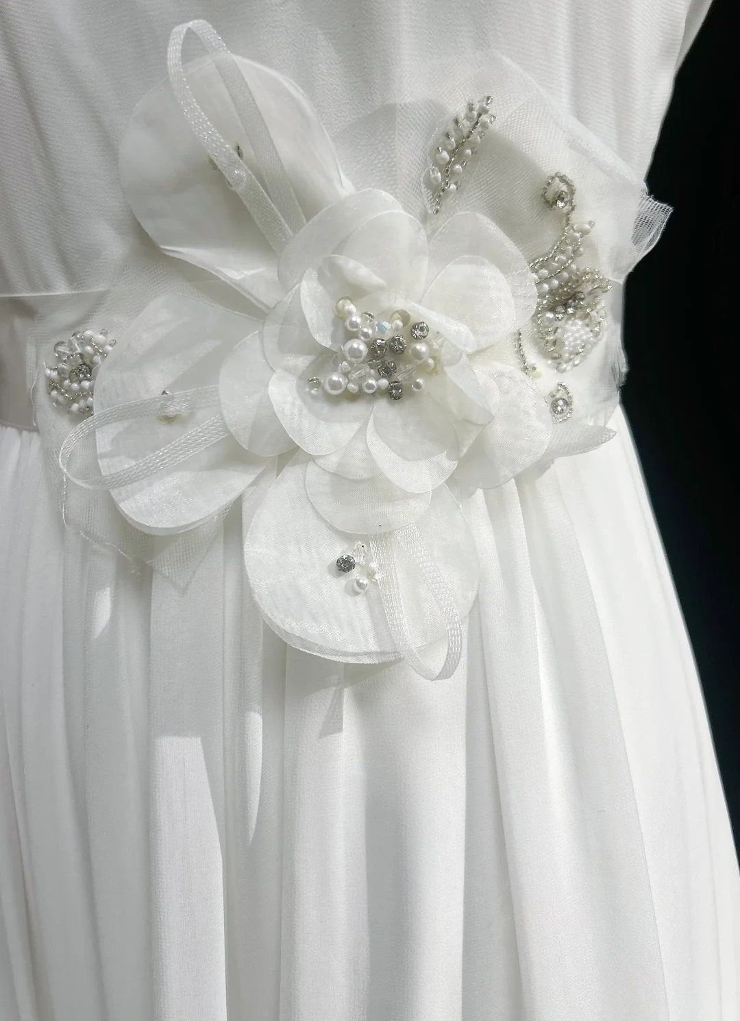 Modest Bridal Gown A line Square Neck White Short Sleeves Chiffon Wedding Dresses Timeless Brides Bridal Gowns DH1142