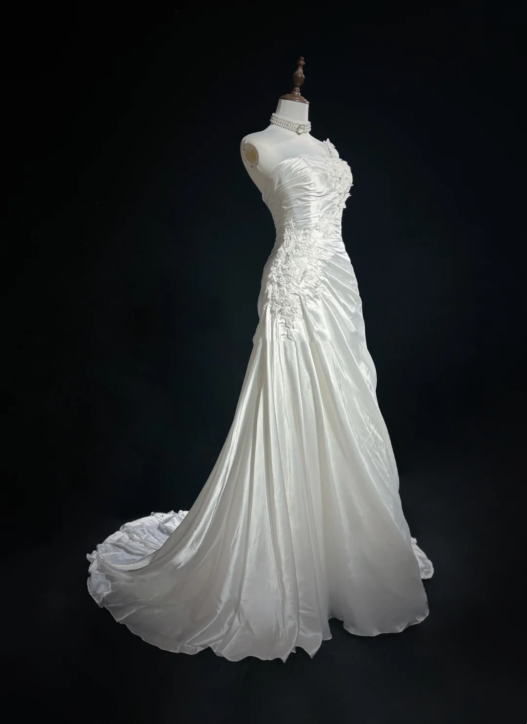 Robe de mariée classique et élégante, style sirène, asymétrique, longue, en satin blanc, style années 70, robes de mariée vintage, DH1147