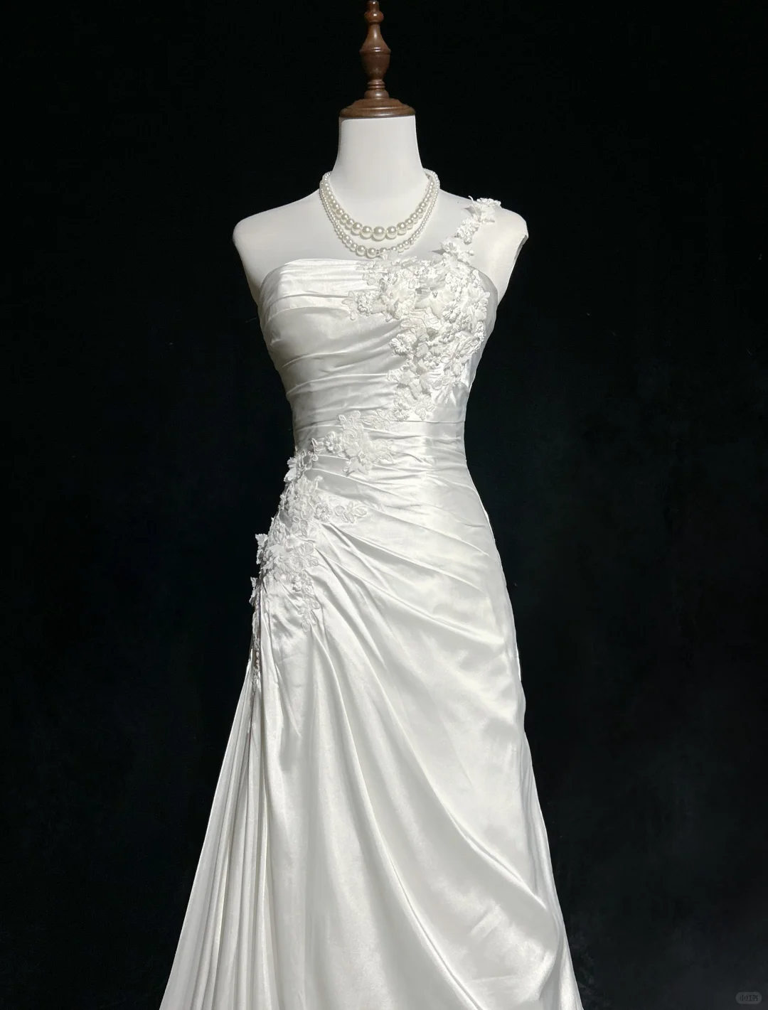 Robe de mariée classique et élégante, style sirène, asymétrique, longue, en satin blanc, style années 70, robes de mariée vintage, DH1147