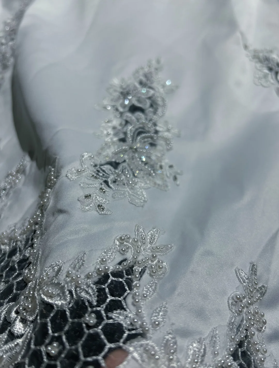 Robe de mariée classique et élégante, coupe trapèze, col en V, longue, en satin blanc, style années 70, robes de mariée vintage, DH1149