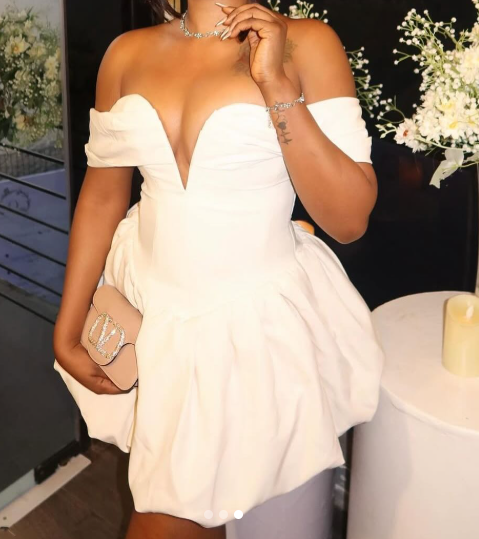 Sexy Ball Gown Off The Shoulder White Satin Mini Short Formal 8th Grade Homecoming Dresses Summer Middle School Hoco Dress 20th Birthday Outfits DH1178