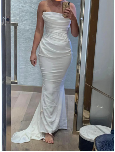 Romantisches Brautkleid Meerjungfrau Trägerloses Weißes Rüschen Brautkleid Minimalistisches Brautkleid DP1201