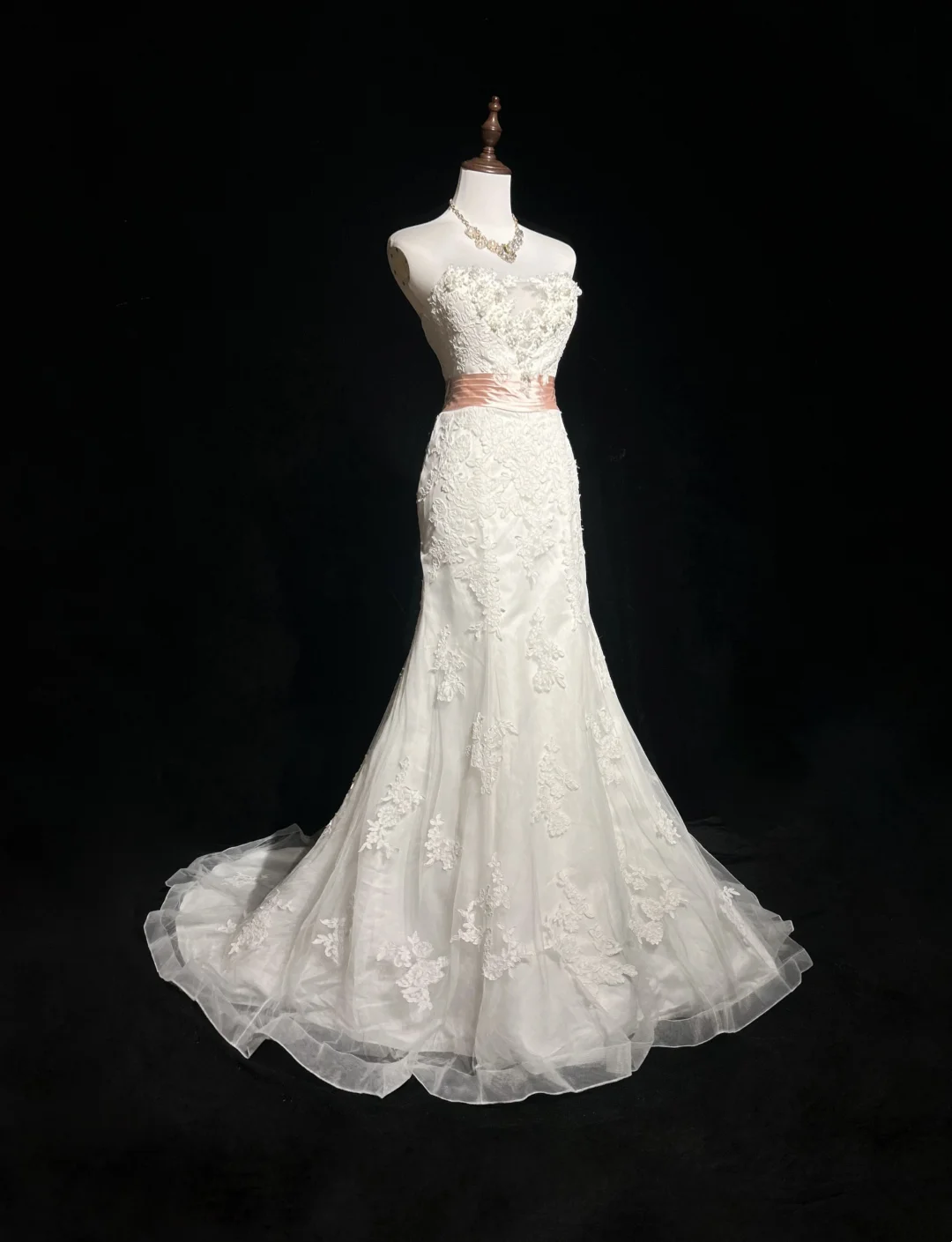 Robe de mariée classique sirène bustier en dentelle blanche longue style années 70, robe de mariée vintage, robes de mariée DH1267