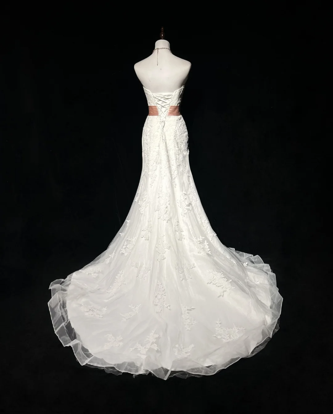 Robe de mariée classique sirène bustier en dentelle blanche longue style années 70, robe de mariée vintage, robes de mariée DH1267