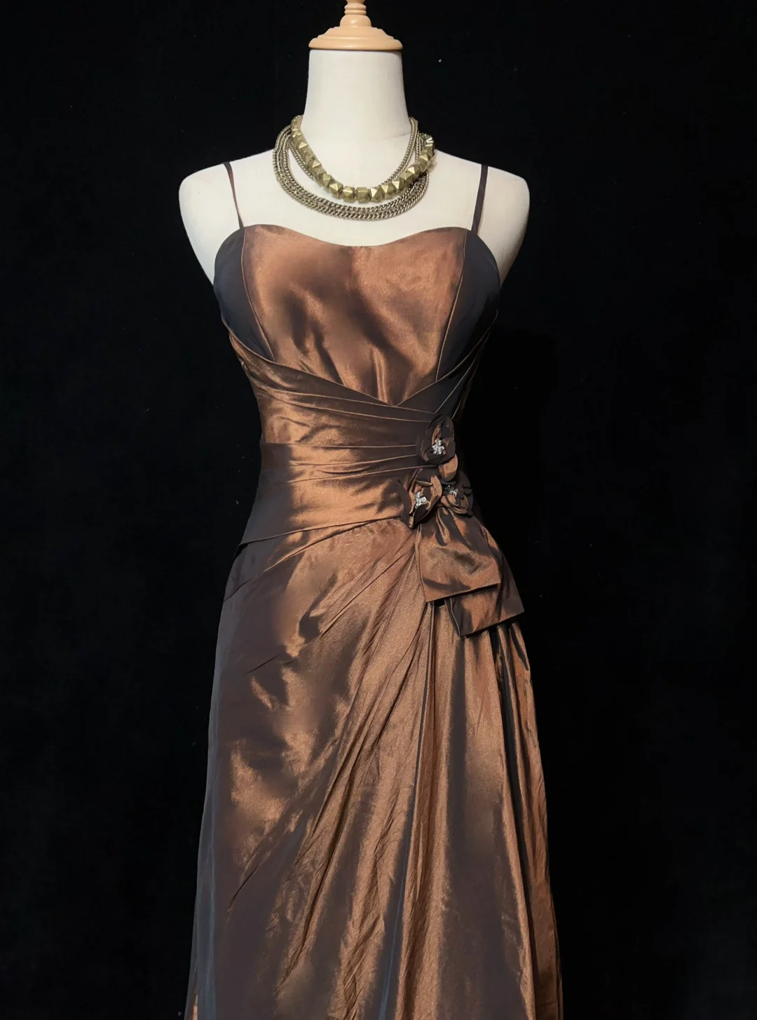 Robe de bal longue en taffetas marron à bretelles spaghetti, coupe trapèze, tenue d'été pour 20e anniversaire, 18e anniversaire, DH1470