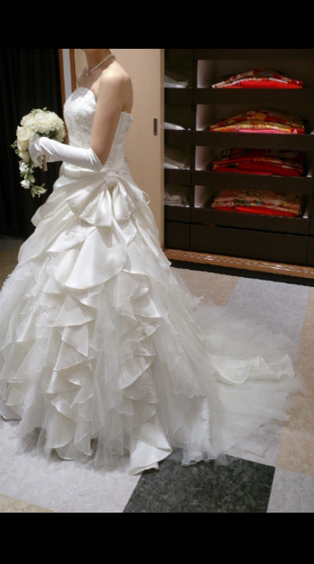 Vintage Wedding Gown Bridal Dress Ball Gown Strapless Satin Wedding Dress White Wedding Dresses Modest Wedding Gowns DH1502