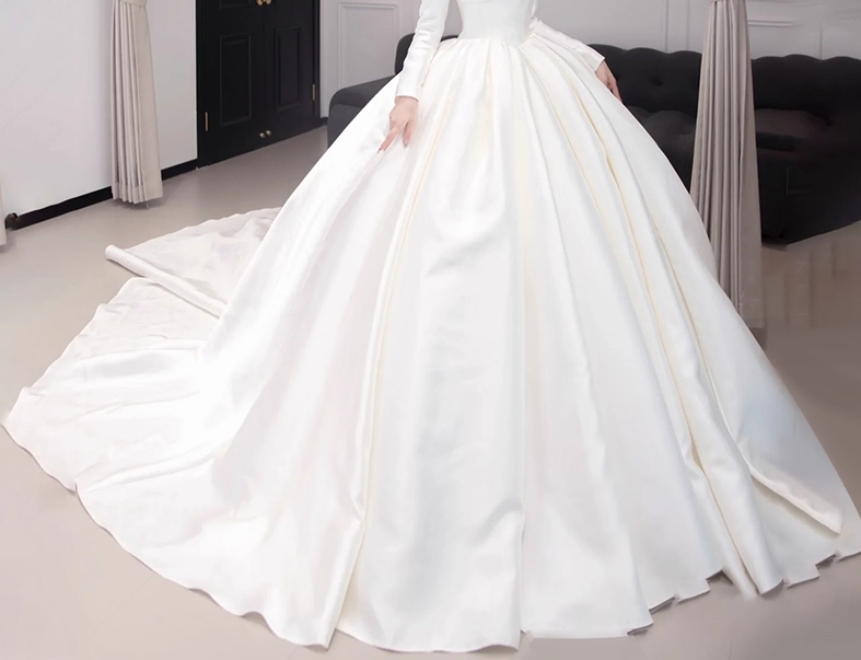 Princess Bridal Dress Ball Gown Off The Shoulder White Long Sleeves Wedding Dress Satin Wedding Dresses Modest Wedding Gowns DH1784