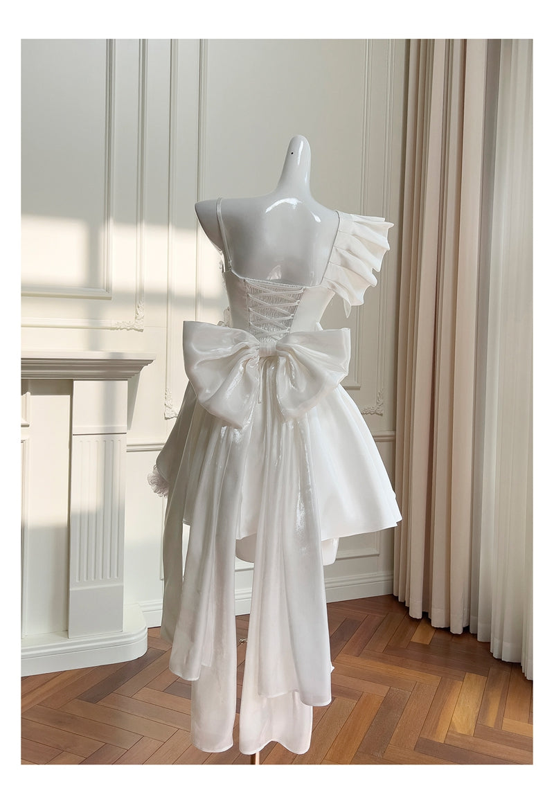 Süßes A-Linien-Kleid mit einer Schulter aus weißem Satin, kurz, Mini, formelles Homecoming-Kleid für die 8. Klasse, High School, Hoco Court Dress, Abschlusskleid, Cocktail-Outfits DH1898