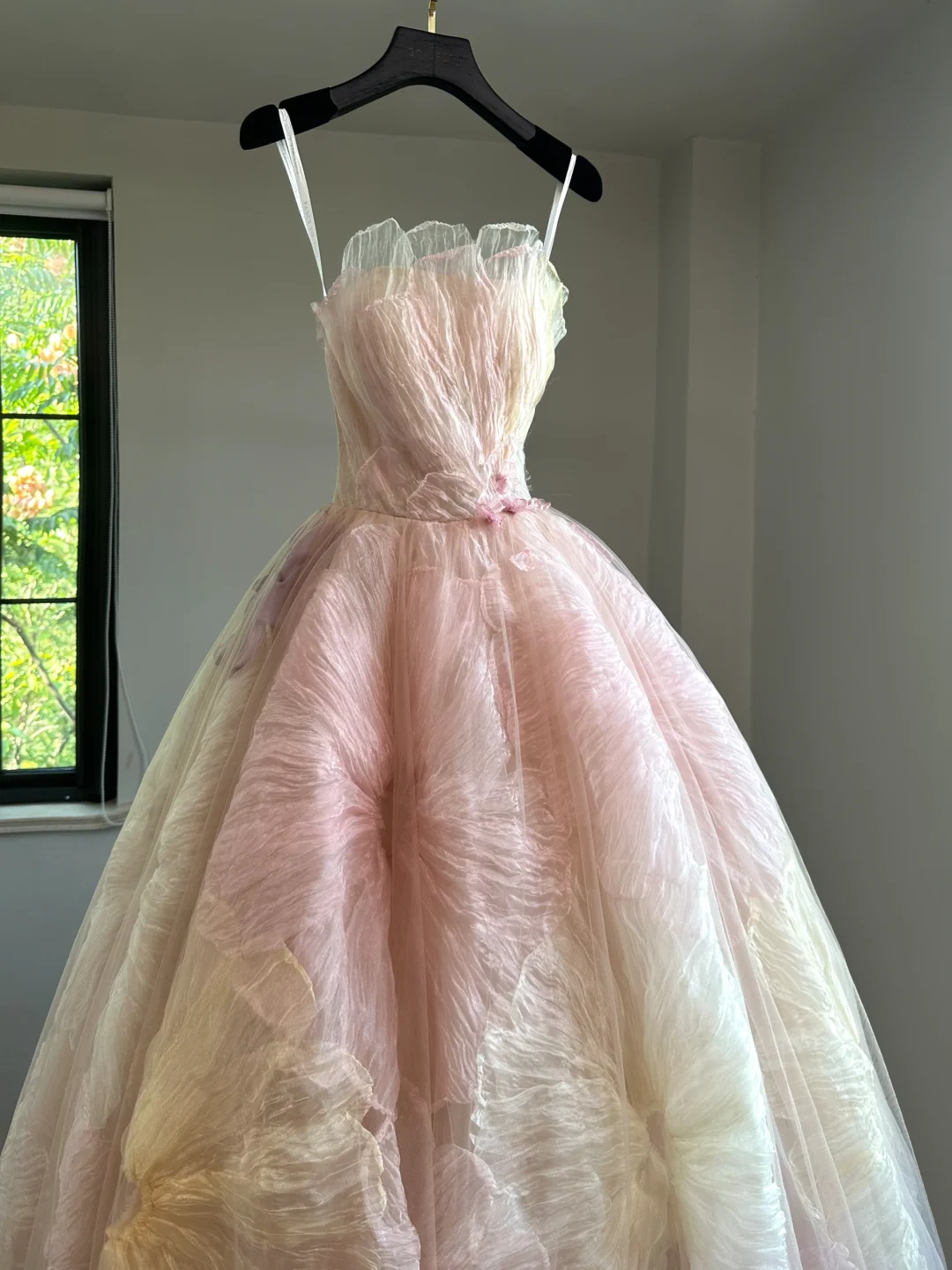 Pretty Ball Gown Sweetheart Pink Tulle Long Floral Quinceanera Dress Formal Gowns Sweet 17 Dresses Vestido De 15 Anos Sweet 16 Dress DH2055