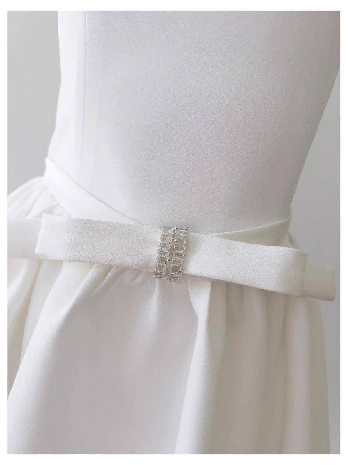 Robe de soirée moulante blanche sans bretelles, coupe trapèze, tenue de soirée courte pour le collège, pour les 18 ans, pour la remise des diplômes, Hoco Dresses DH2177