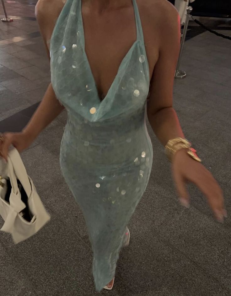 Elegant Mermaid Halter Light Green Sequin Long Prom Dresses Party Dress 21st Birthday Outfits Graduation Dresses DH2265