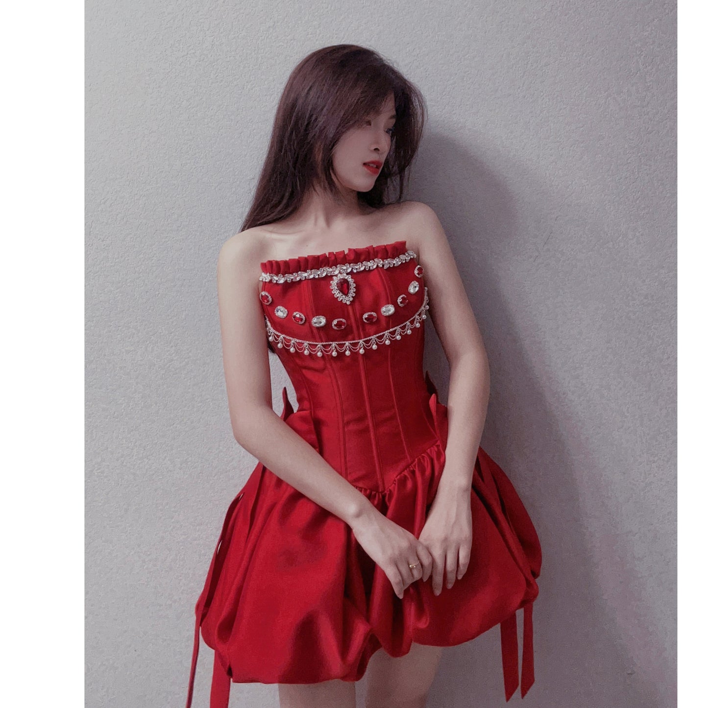 Modest Ball Gown Spaghetti Straps Satin Red Short Formal Homecoming Dress Middle School Short 20th Birthday Outfits Graduation Dress Cocktail Dresses DH2293