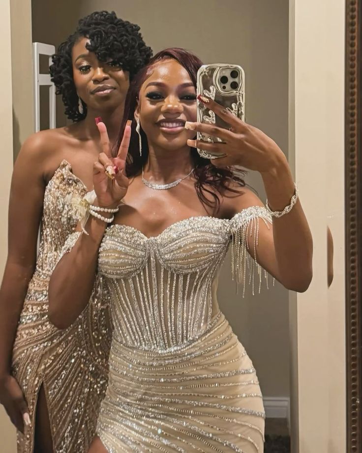 Sparkly Mermaid Off The Shoulder Champagne Sequin Long Slit Evening Party Gowns Evening Dress Special Formal Dresses Prom Dress DH2321