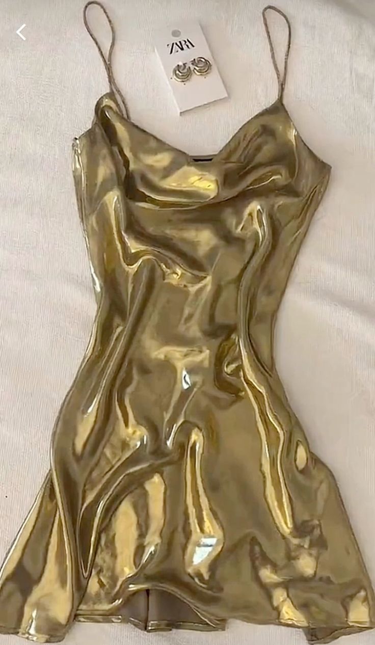 Robe de soirée trapèze en satin doré à bretelles spaghetti, tenue de soirée pour 21e anniversaire, robe de remise de diplôme, robe de cocktail courte et courte, DH2385