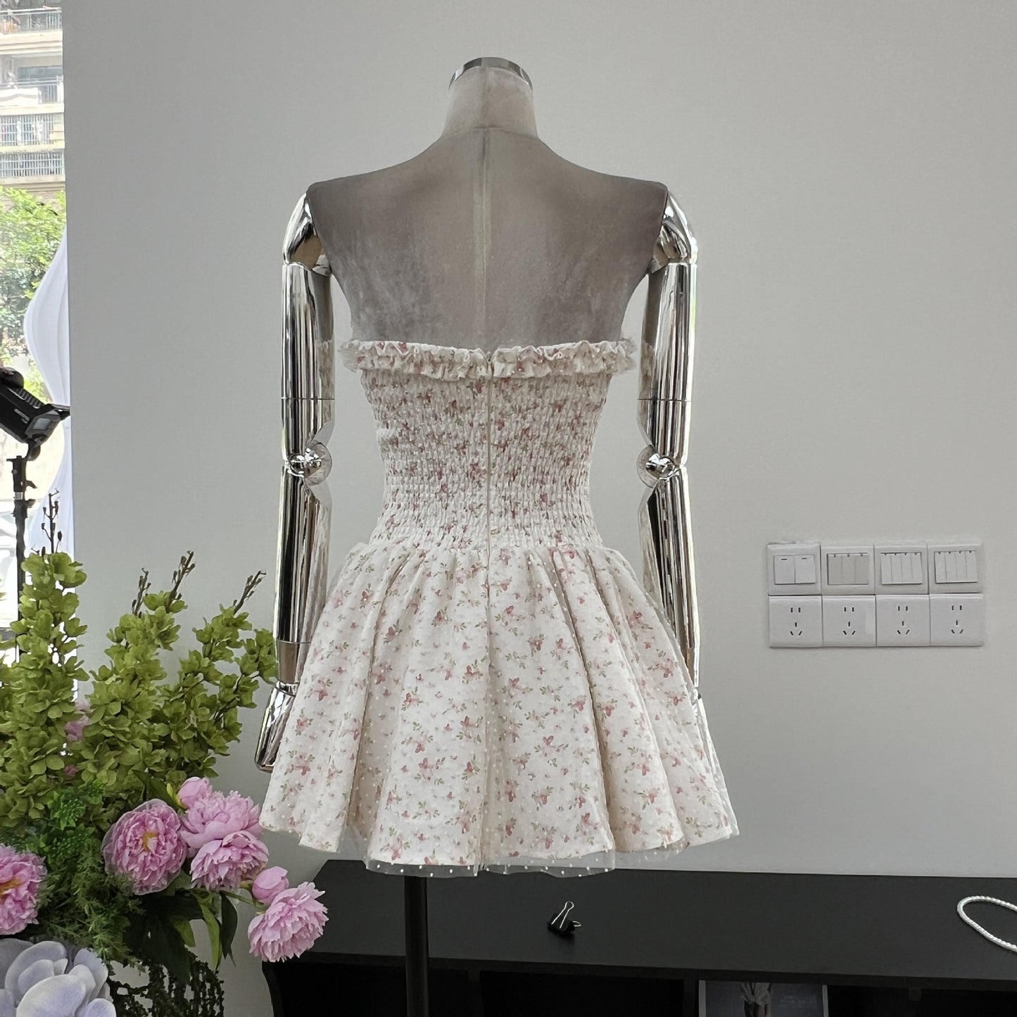 Robe de soirée courte et élégante, coupe trapèze, décolleté en cœur, motif floral, bleu, tenue de soirée, de remise de diplôme, de cocktail, pour le collège, DH2461