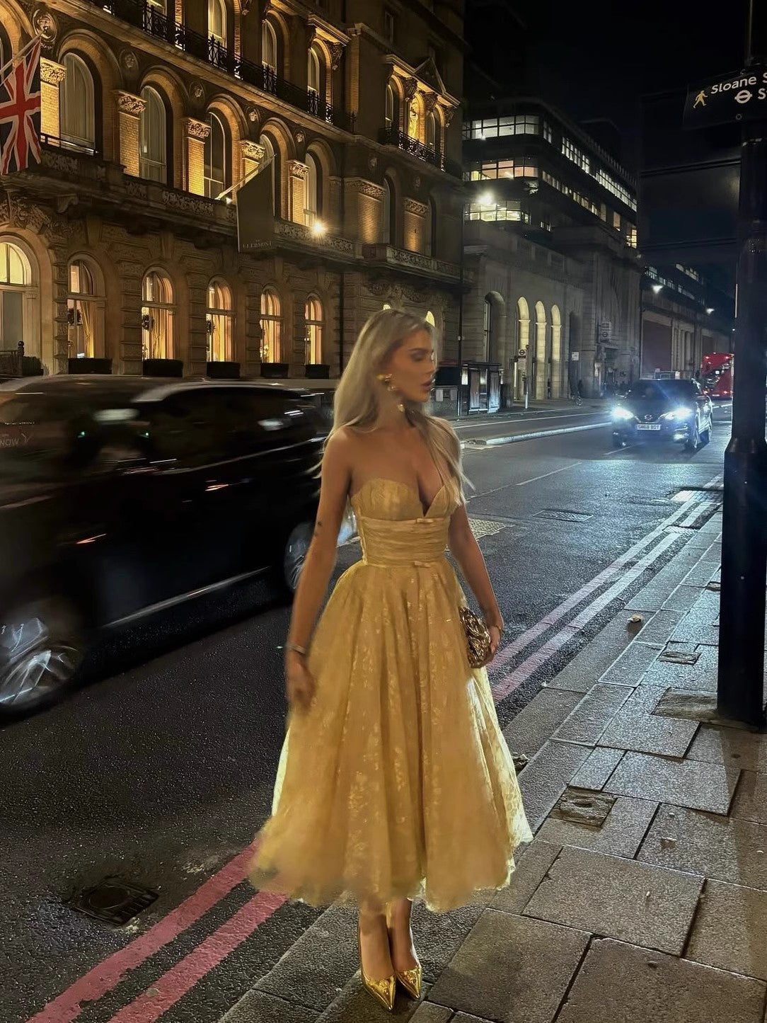 Jolie robe de soirée jaune en dentelle, coupe trapèze, décolleté en cœur, tenue de soirée, de remise de diplôme, de cocktail, DH2463