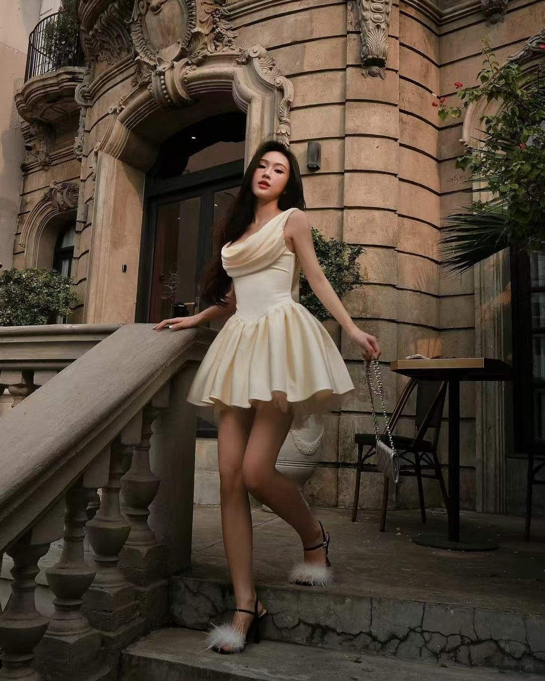 Jolie robe de soirée trapèze en satin champagne à col carré, tenue courte pour 16e anniversaire, robe de remise de diplôme, mini robe de cocktail DH2466
