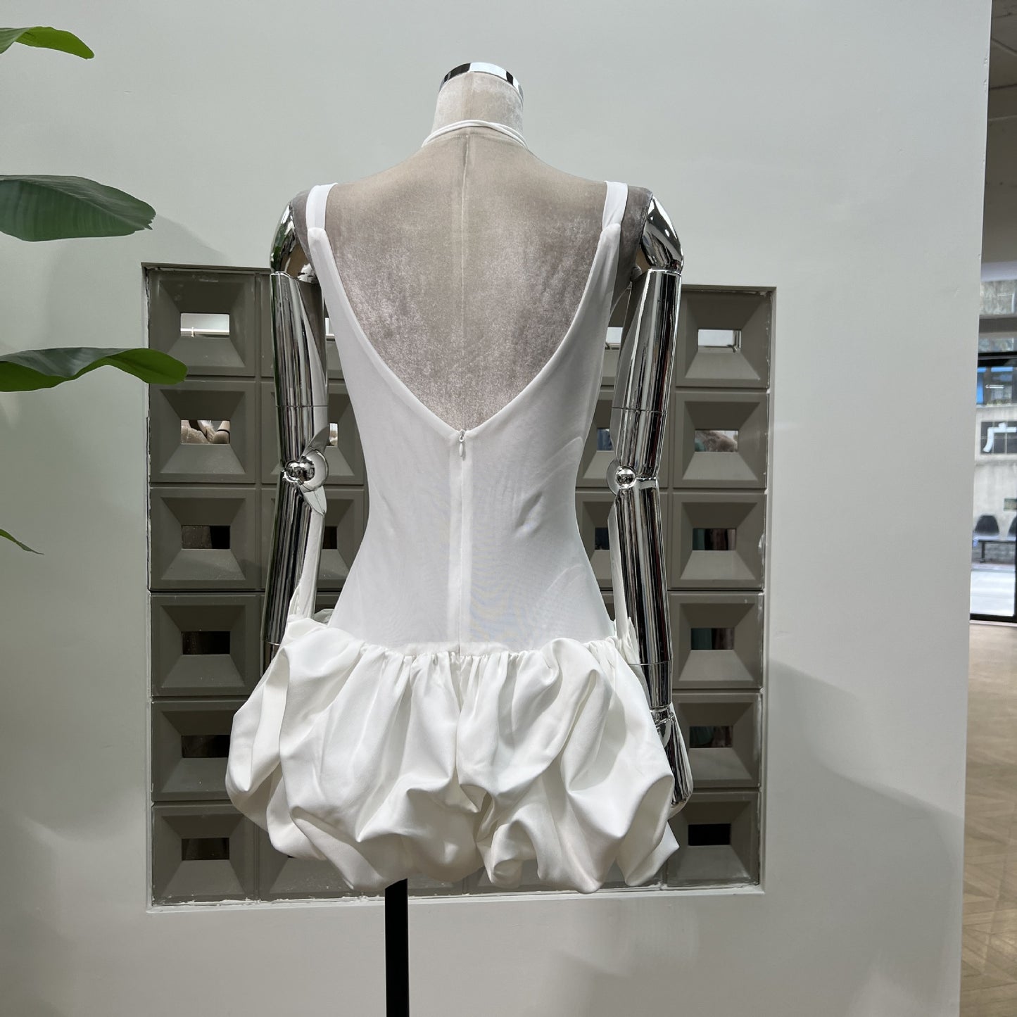 Robe fourreau modeste à col carré, courte et moulante, tenue de soirée, de remise de diplôme, de cocktail, pour un 18e anniversaire, DH2468