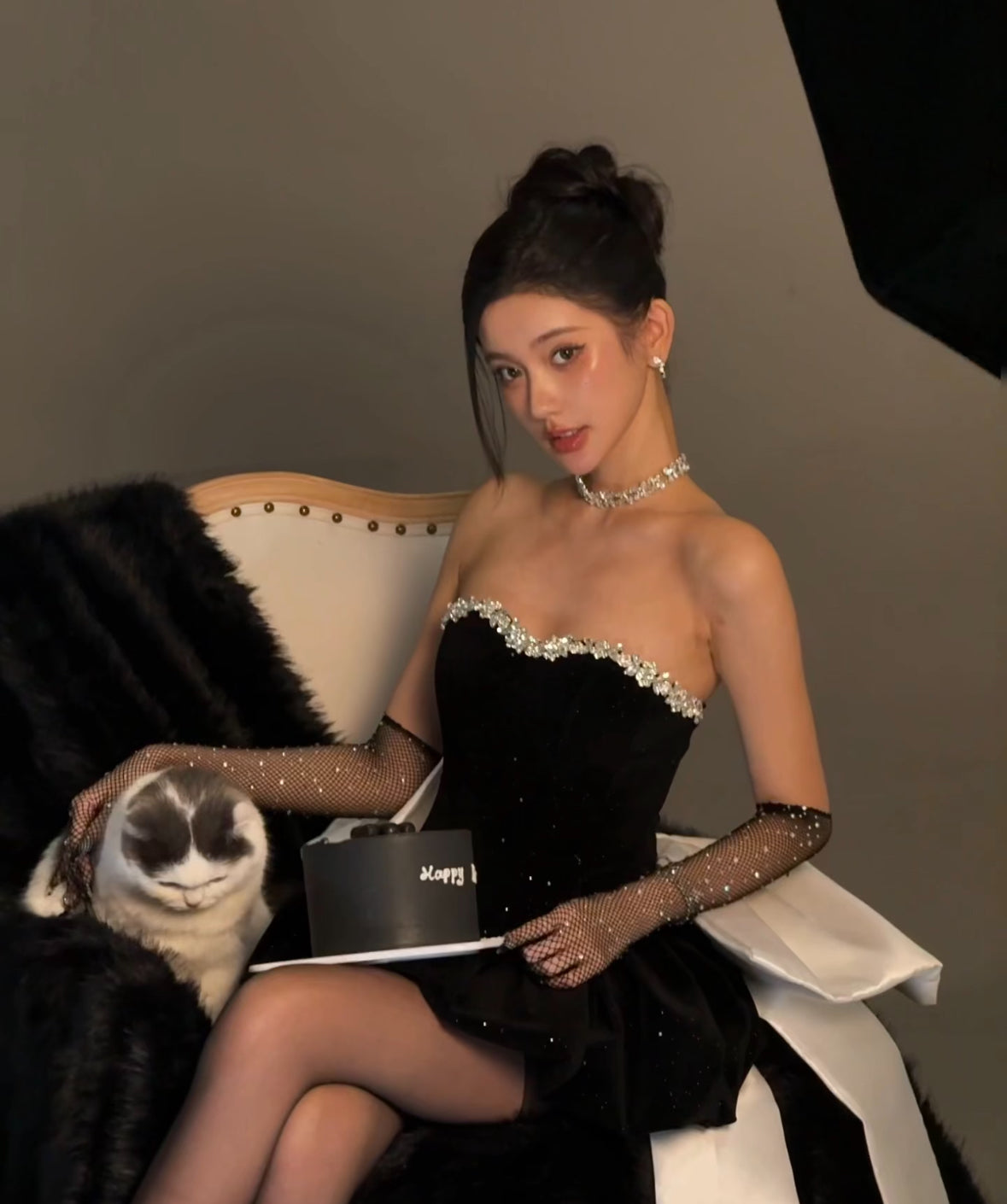 Jolie robe de bal en velours noir, décolleté en cœur, tenue de soirée, de remise de diplôme, de cocktail, courte, DH2477