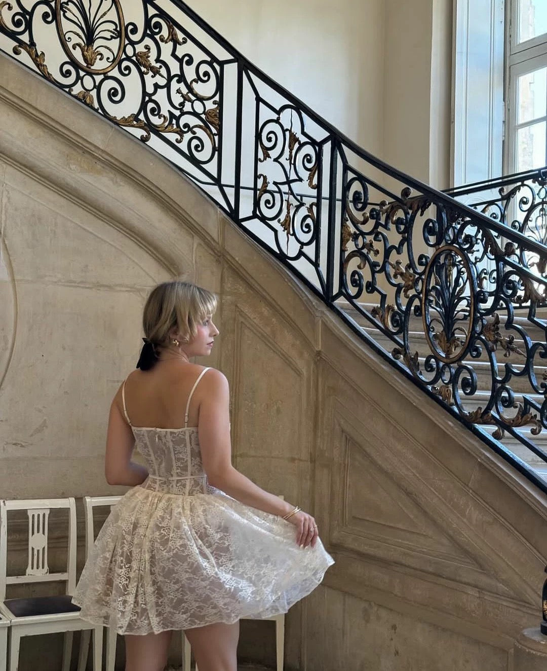 Robe de soirée courte en dentelle blanche à bretelles spaghetti, coupe trapèze, tenue de soirée pour 16 ans, robe de remise de diplôme, mini robe de cocktail DH2479