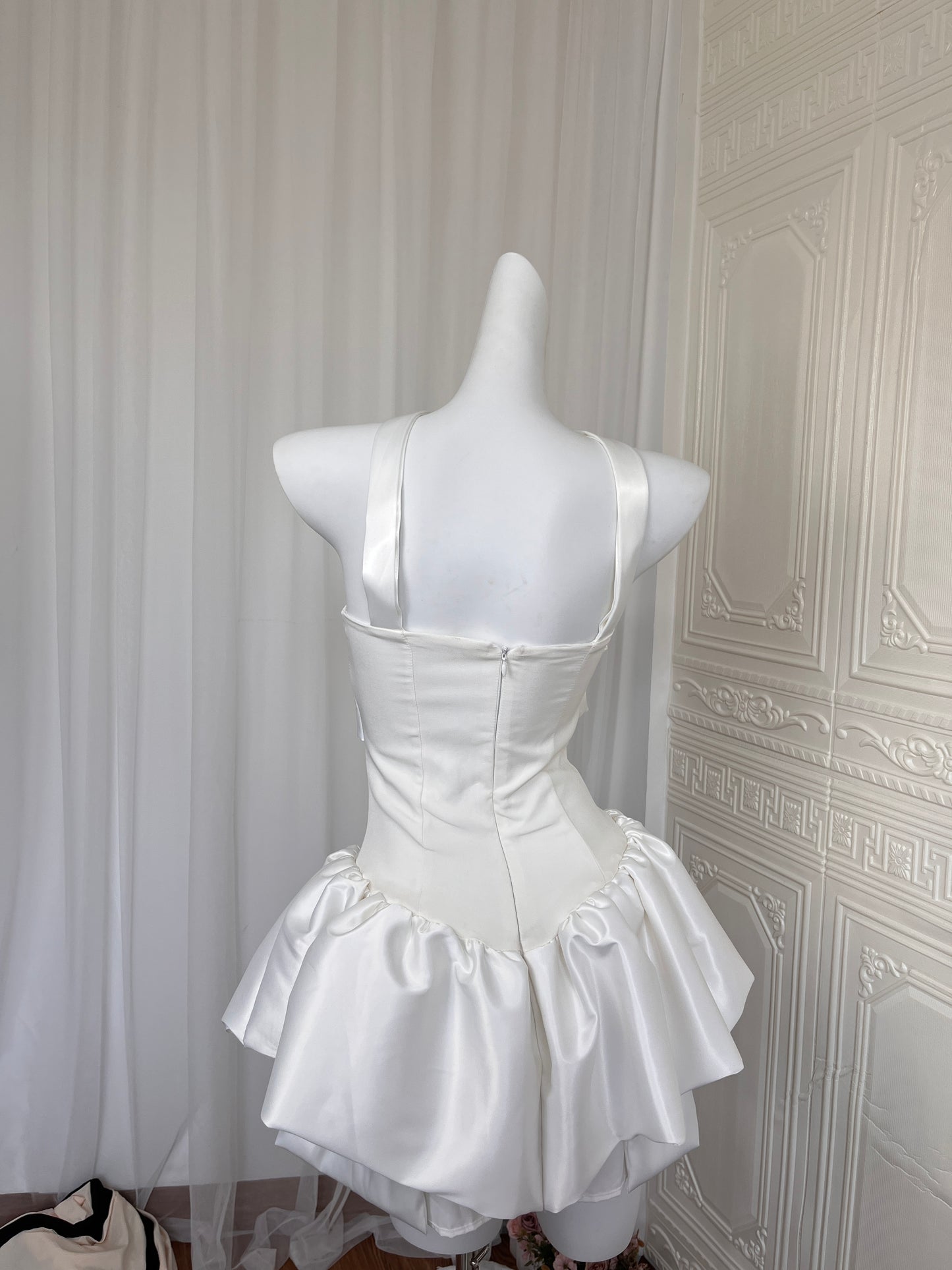 Jolie robe de soirée trapèze bustier en satin blanc, tenue de soirée pour 21e anniversaire, robe de remise de diplôme, robe de cocktail courte et mini, DH2480