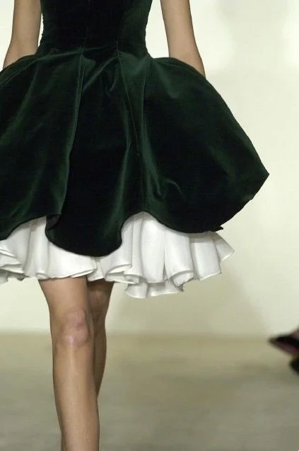 Cute Ball Gown Square Dark Green Velvet Short Mini Formal 8th Grade Homecoming Dresses Middle School Cocktail Dress Hoco Outfits DH2559