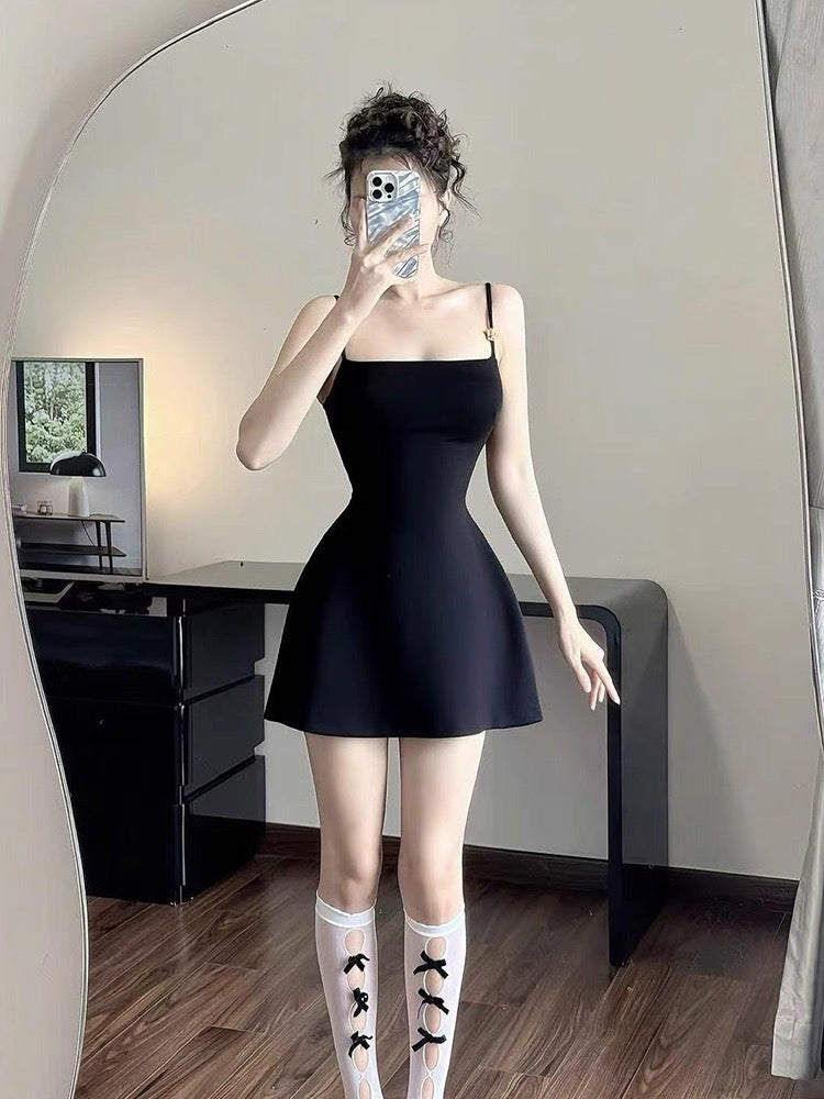 Modest A line Spaghetti Straps Little Black Dress Formal Homecoming Dresses 8th Grad Dance Graduation Dress Short Hoco Dresses DH2621