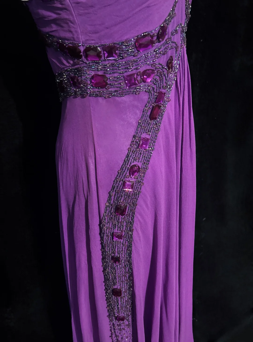 Retro A-Linie Neckholder Trauben Chiffon Ärmellos Mit Perlen Lange Blumen Ballkleider Partykleid 21. Geburtstag Outfits Abschlusskleider DH2658