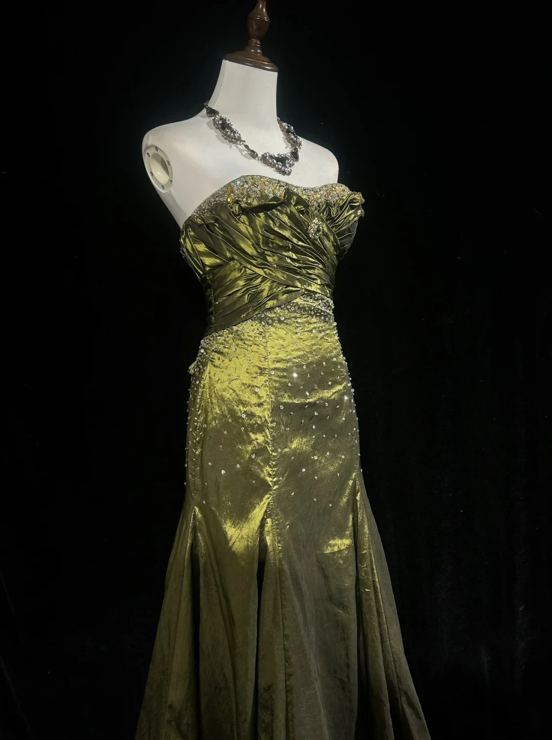Retro Mermaid Sweetheart Sleeveless Olive Green With Silver Beads Long Flowers Prom Dresses Party Dress 21st Birthday Outfits Graduation Dresses DH2667