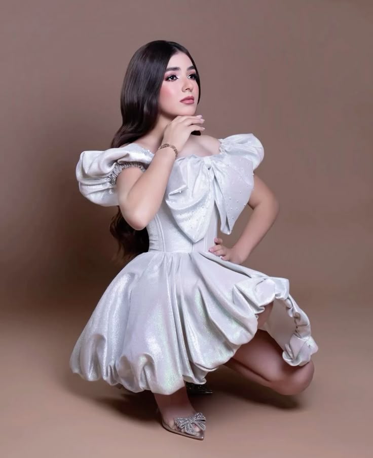 Fancy Ball Gown Square Neck Silver Formal Homecoming Dresses High School Mini Cocktail Dresses Short Night Party Hoco Dresses DH2720