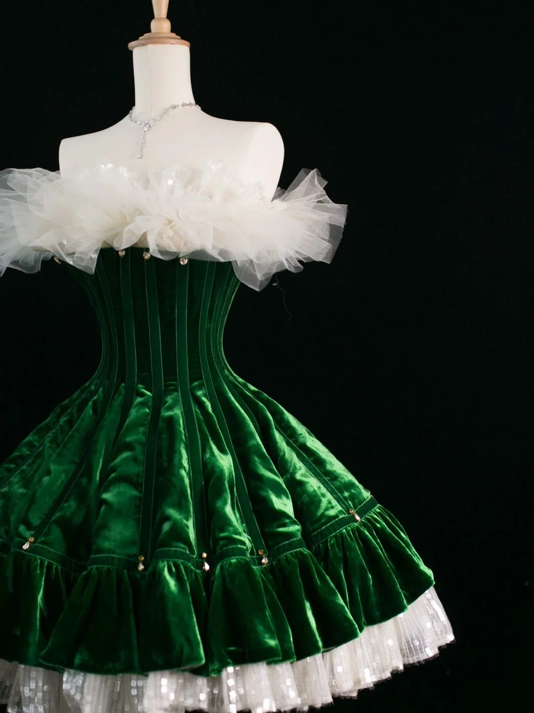 Cute Ball Gown Strapless Dark Green Short Velvet Formal 8th Grade Homecoming Dresses Summer Middle School Hoco Dress Homecoming Outfits DH385