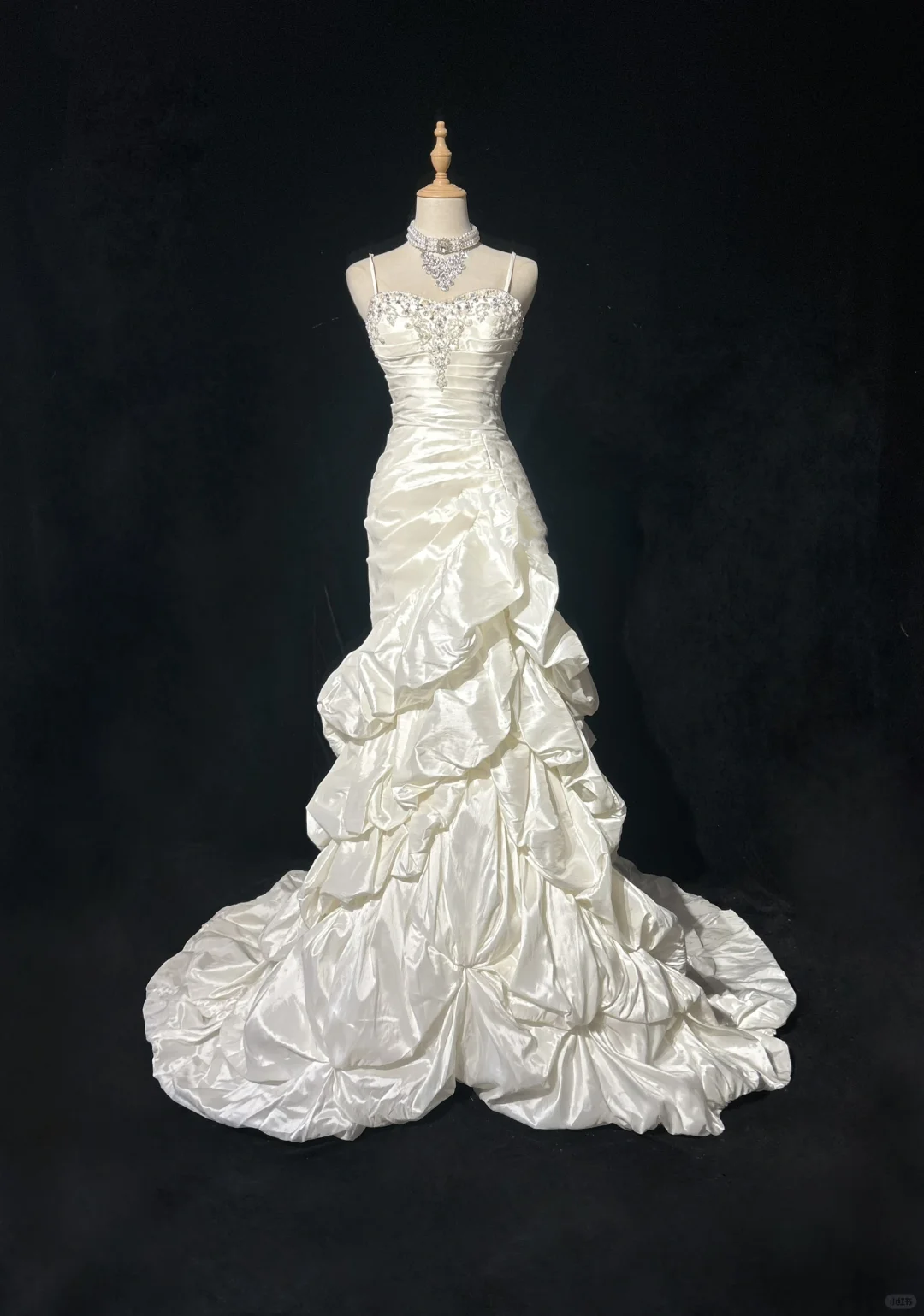 Vintage Wedding Dress 1950s 1940s Mermaid Spaghetti Straps Layers Ruffles White Satin Long Wedding Dresses Bridal Gowns Brides Gown DH523