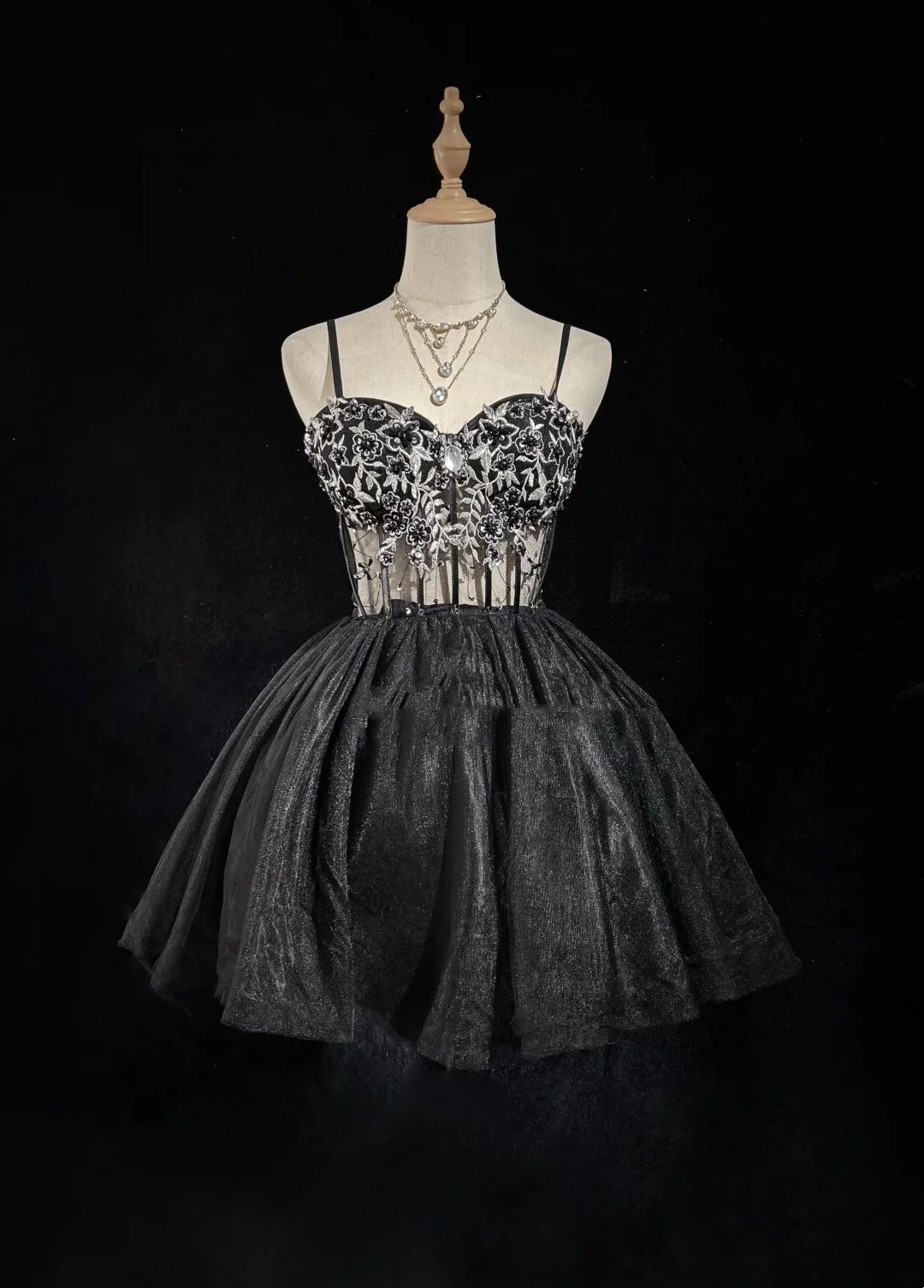 Robe de bal mignonne à bretelles spaghetti, noire, sans manches, courte, formelle, pour le bal de fin d'année, pour le collège, tenue d'été Hoco, DH647