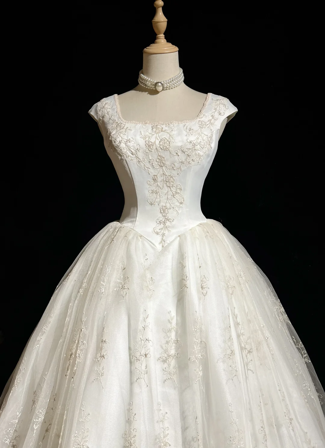 Robe de mariée classique, robe de bal, col carré, manches courtes, tulle, blanche, robes de mariée vintage DH651