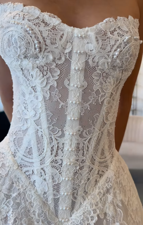 Modest Bridal Gown Ball Gown Strapless White Lace Long Summer Autumn Wedding Dresses Elegant Bridal Gowns DH853