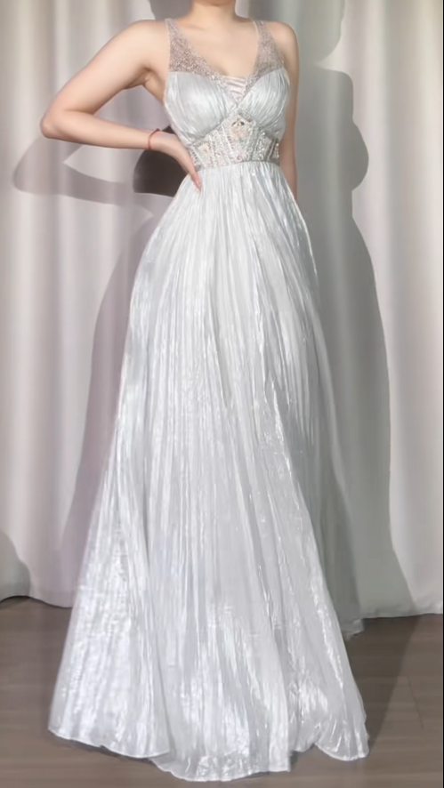 Glam V-neck Sheath Long Prom Dresses, Tulle Light Gray Evening Dresses DP04073