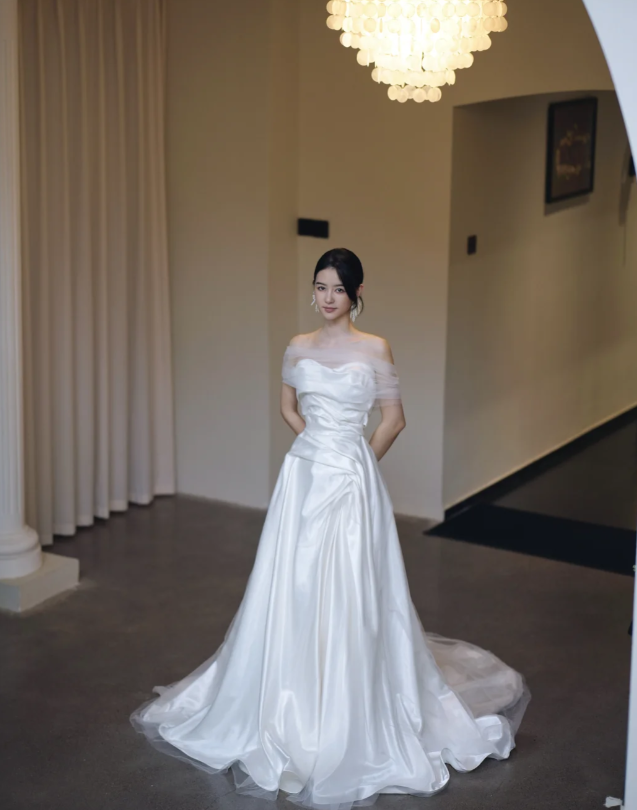 Süßes Ballkleid Spaghettiträger Silbergrau Mini Kurzes Formales Homecoming-Kleid Party Kurzes Ballkleid Hoco Kleider DH2684