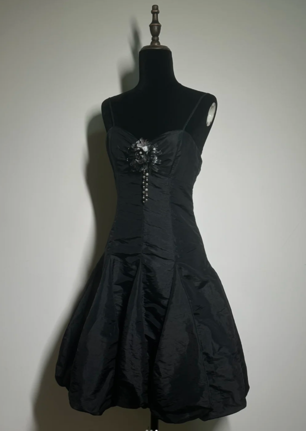 Fairy Spaghetti Straps A-Line Short Prom Dresses Satin Black Party Dresses Sleeveless Birthday Dresses DP04316