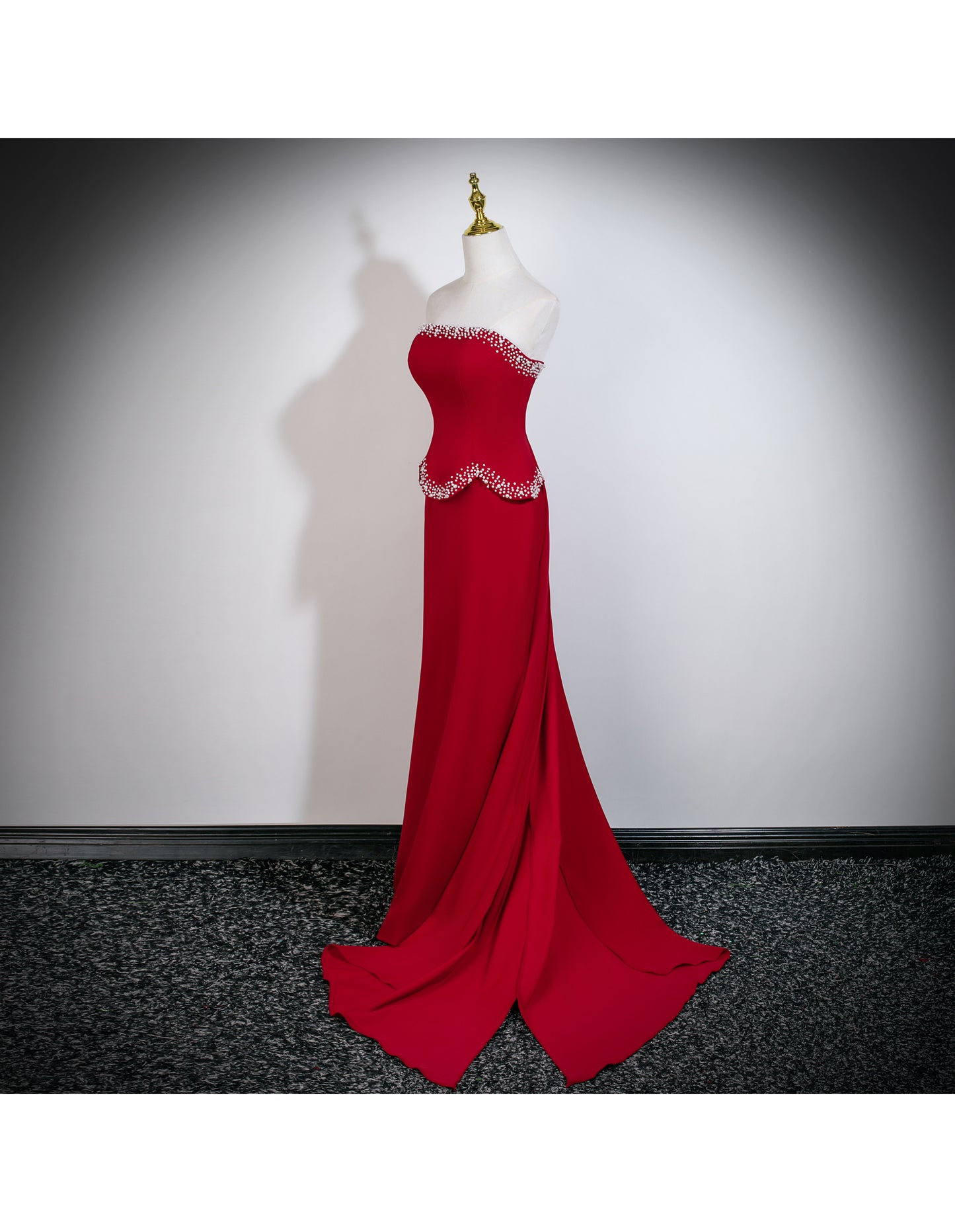 Burgundy Sheath Long Prom Dresses Chic Satin Sleeveless Evening Dresses Strapless Birthday Dresses DP04323